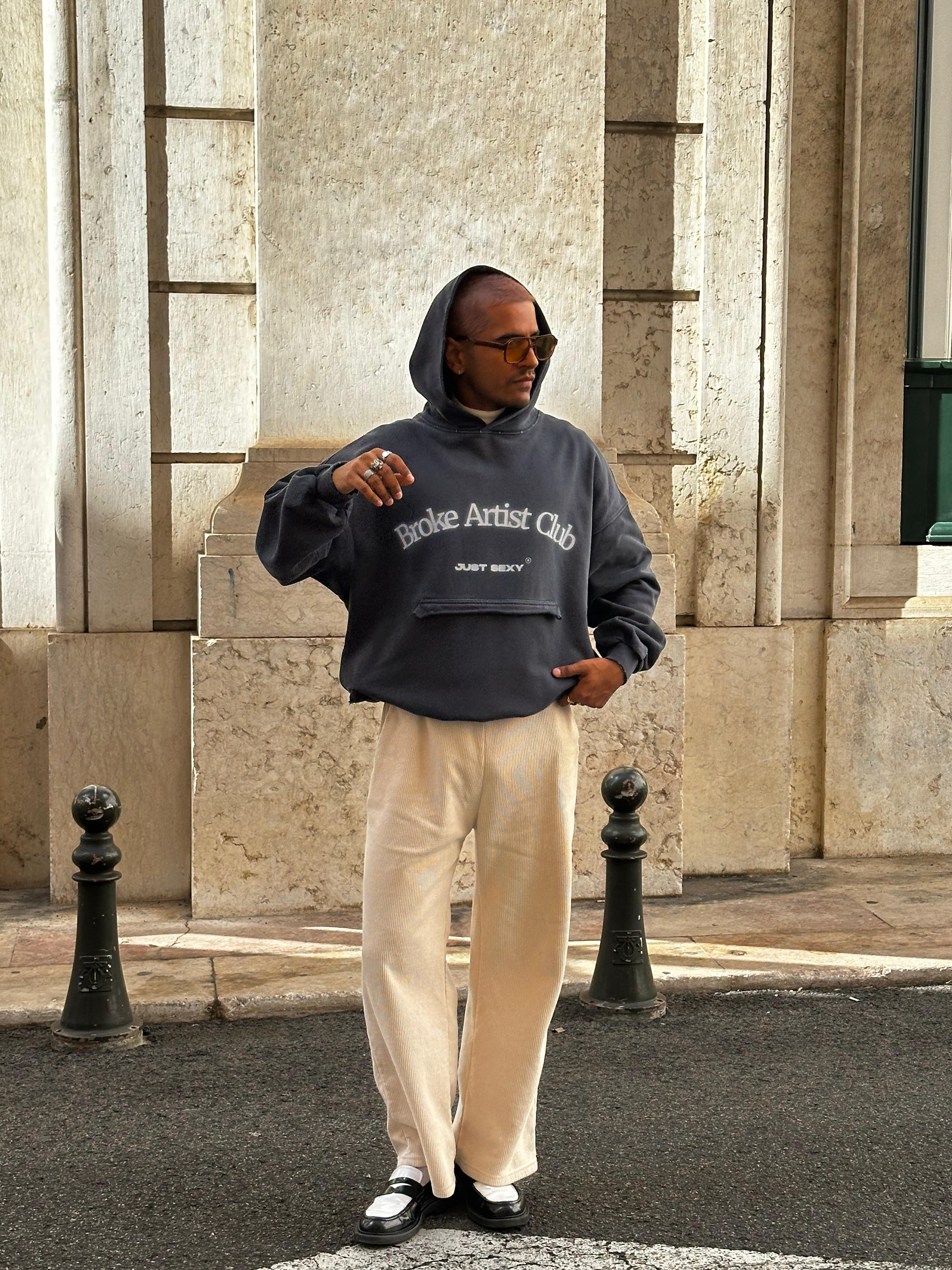 SPOTLIGHT HOODIE